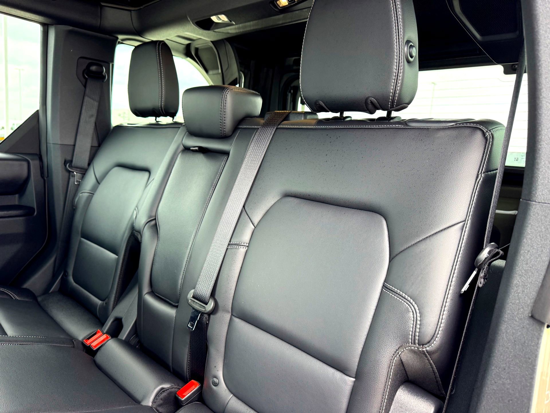 Used 2026 Ford Bronco Outer Banks image 16