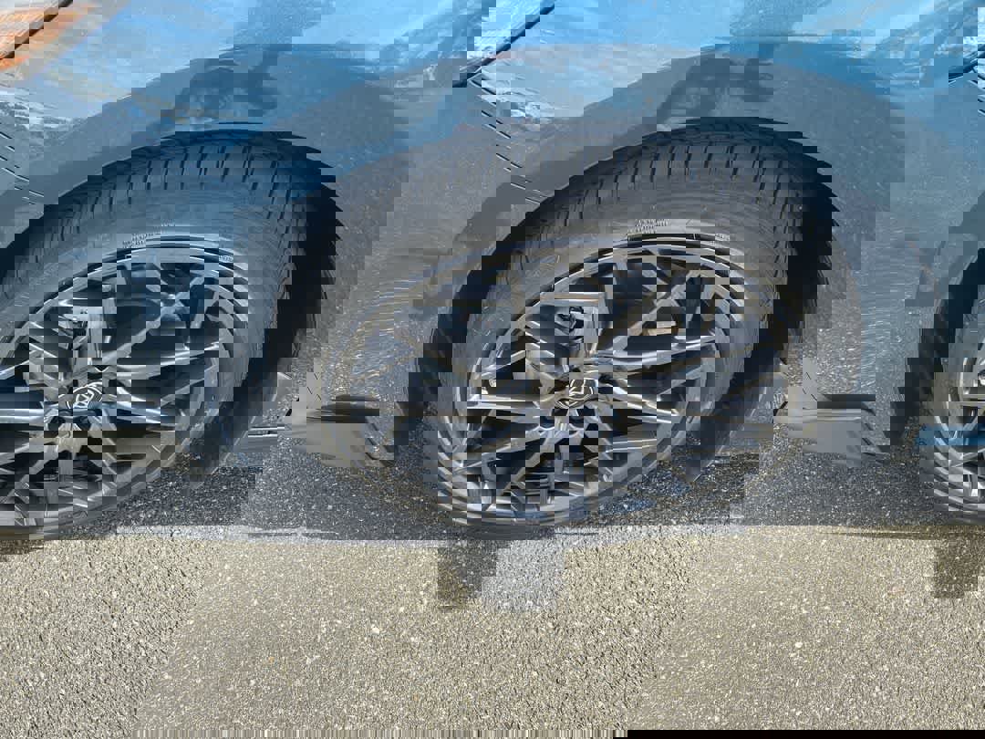 Used 2025 Toyota Camry SE image 10