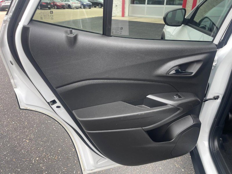 Used 2024 Chevrolet Trax LS FWD image 15