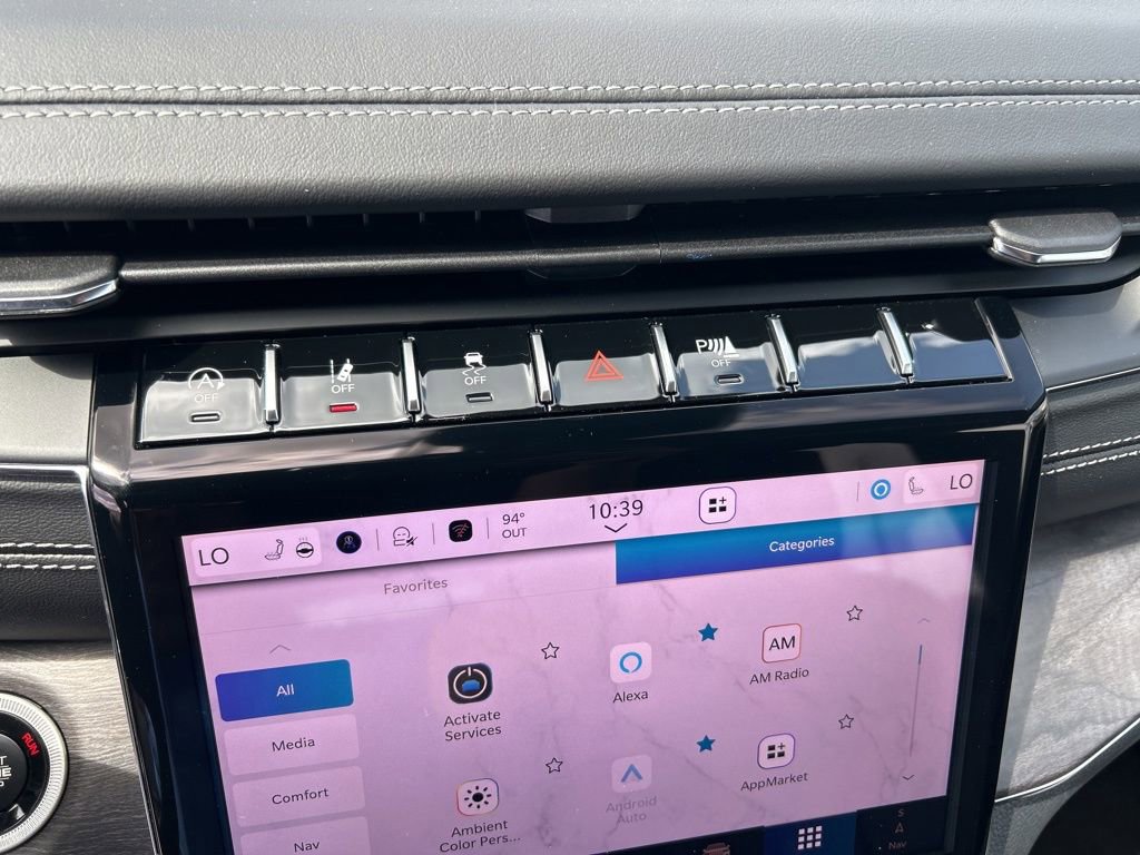 New 2025 Jeep Grand Cherokee Overland w/ Luxury Tech Group IV image 40