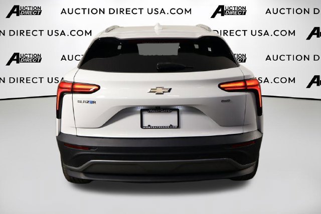 Used 2024 Chevrolet Blazer EV LT AWD/4WD image 5