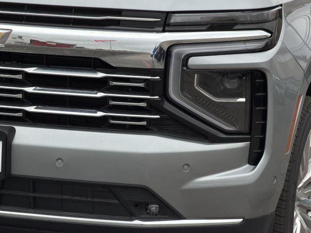 New 2026 Chevrolet Suburban Premier RWD image 7