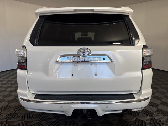 Used 2015 Toyota 4Runner Limited AWD/4WD image 21