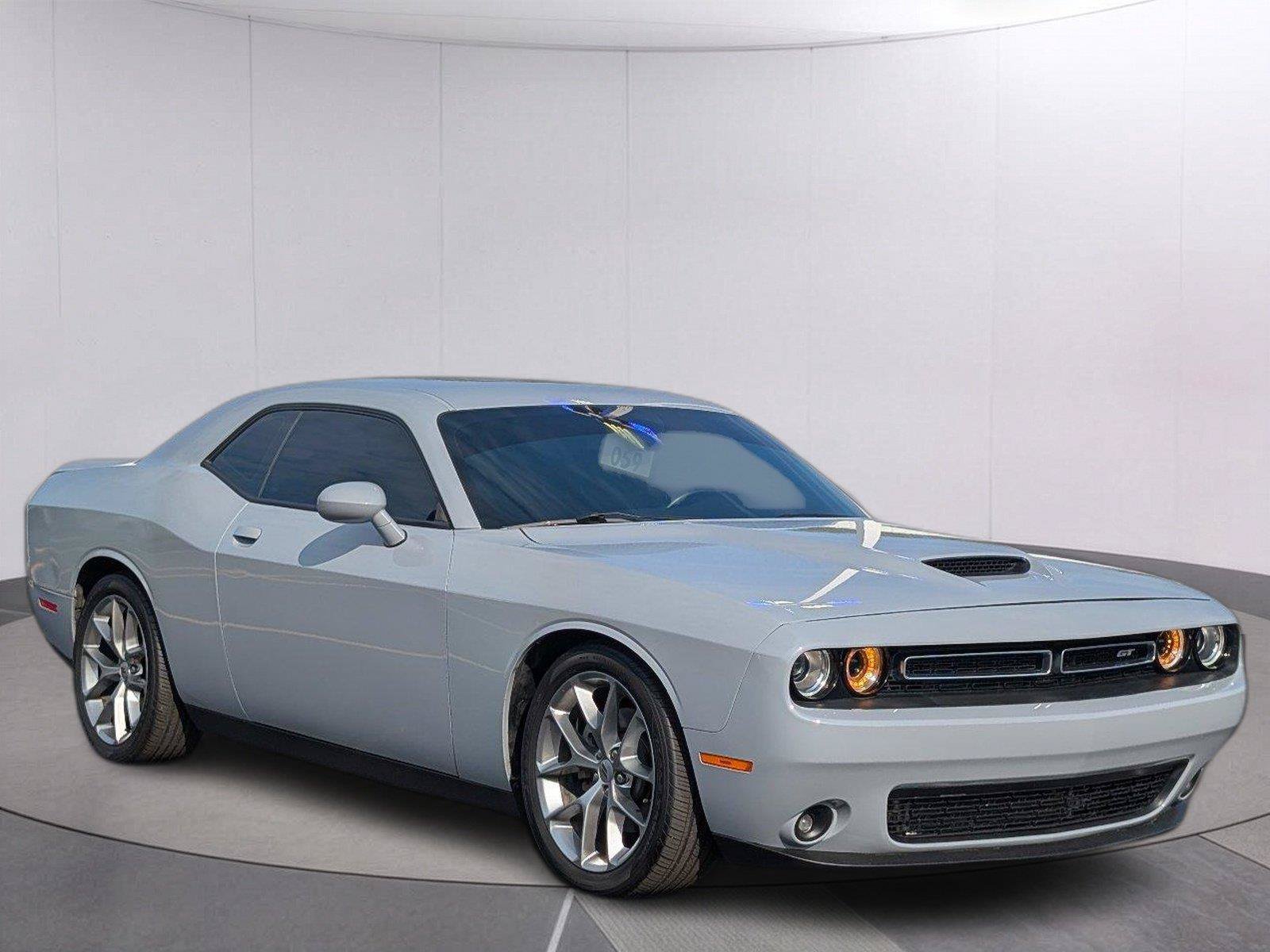 Used 2022 Dodge Challenger GT RWD image 9