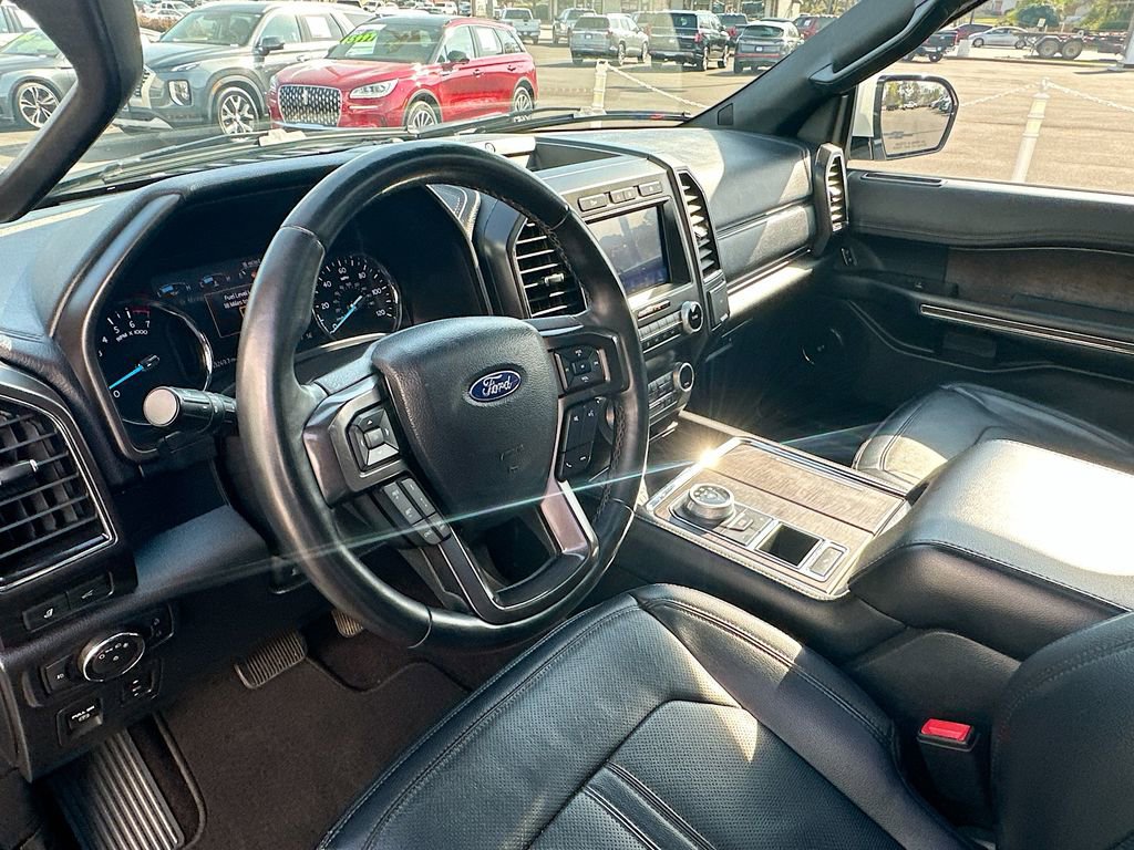 Used 2021 Ford Expedition Limited image 10