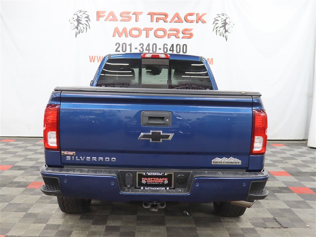 Used 2018 Chevrolet Silverado 1500 High Country image 5