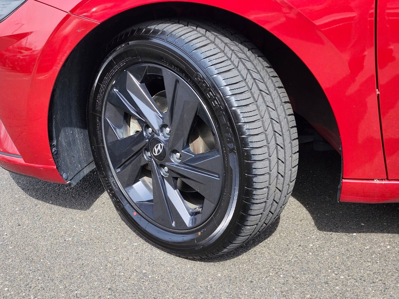 Used 2021 Hyundai Elantra Blue image 32