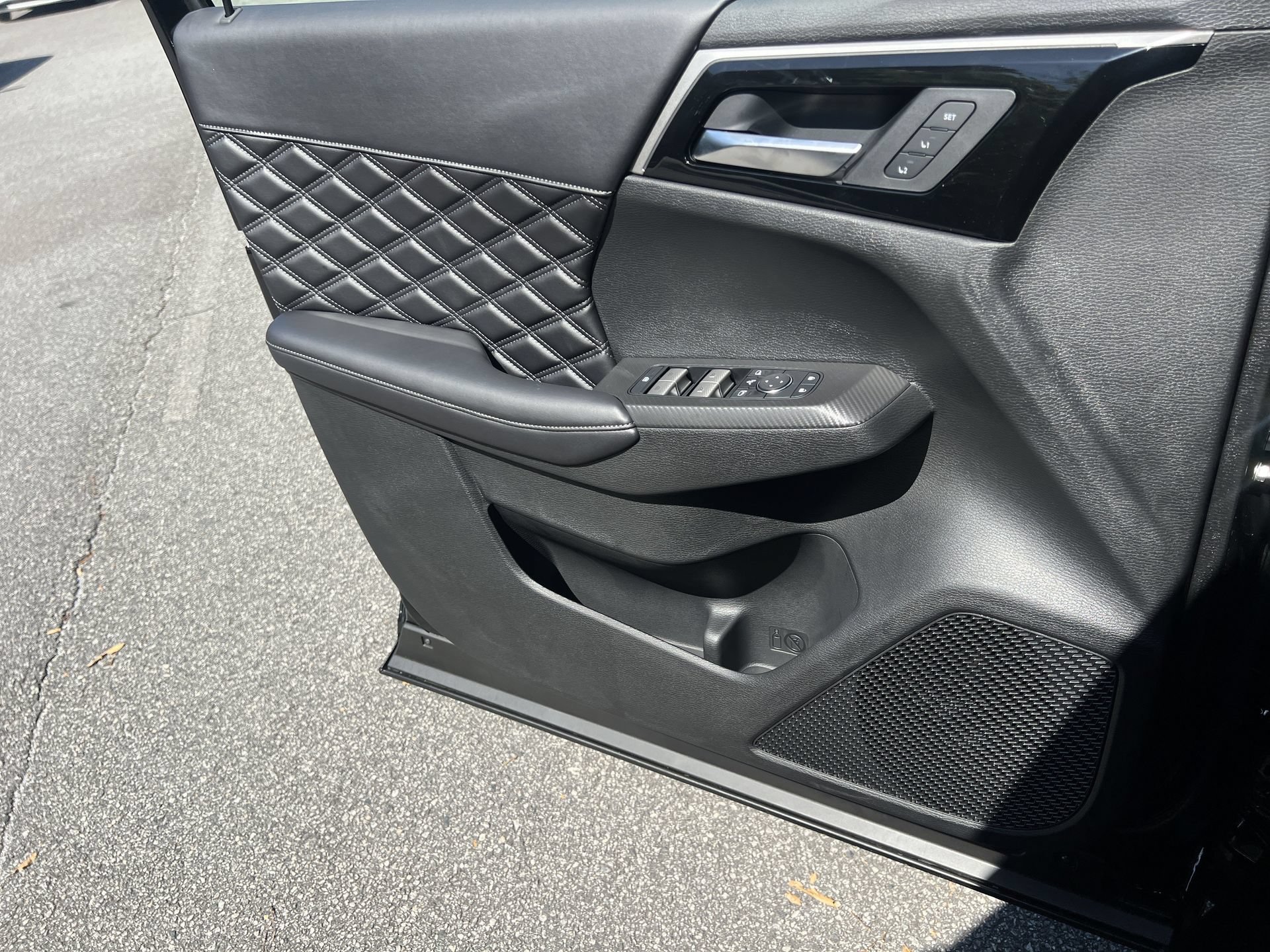 New 2026 Nissan Rogue Platinum AWD/4WD image 13