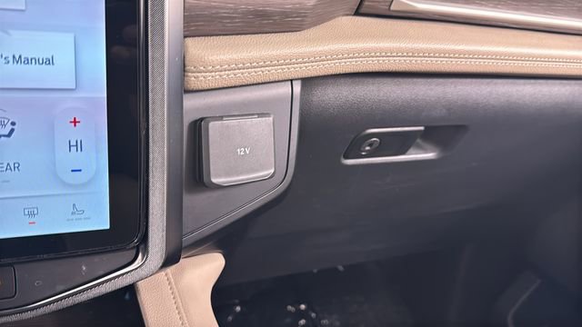 Used 2024 Ford Expedition Limited image 33