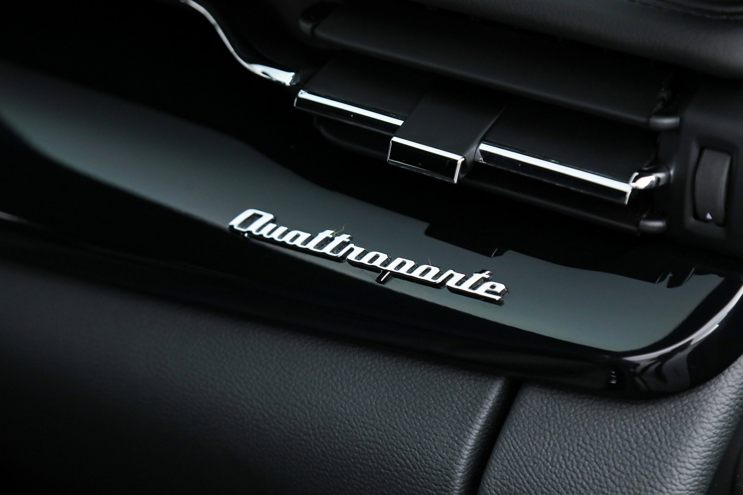Certified 2022 Maserati Quattroporte GT RWD image 18