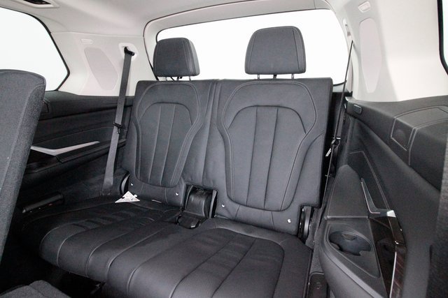Used 2020 BMW X7 xDrive40i w/ Cold Weather Package image 41