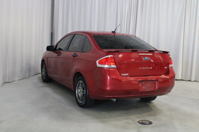 Used 2011 Ford Focus SE w/ Sedan SE Appearance Pkg FWD image 21