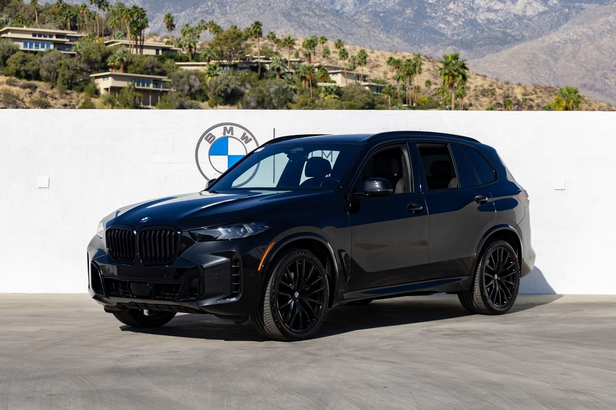 Certified 2024 BMW X5 sDrive40i w/ M Sport Package image 1