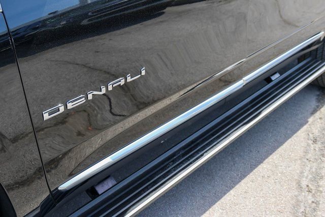 New 2026 GMC Yukon XL Denali w/ Denali Reserve Package image 8