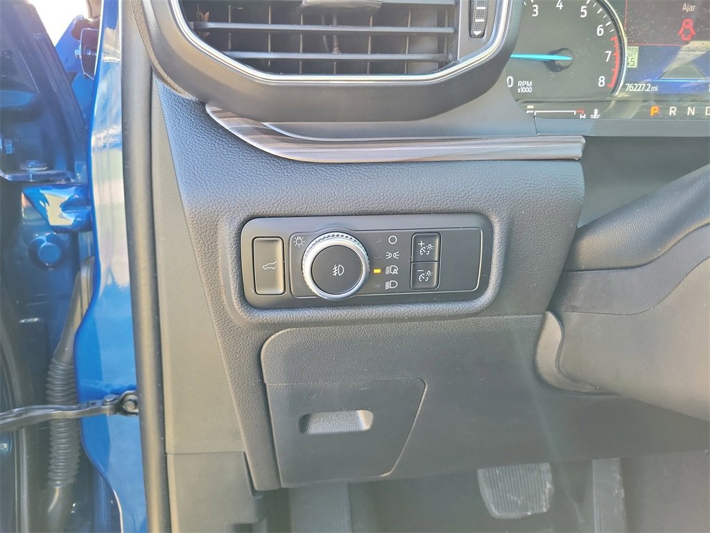 Used 2023 Ford Explorer Limited w/ Equipment Group 301A image 17