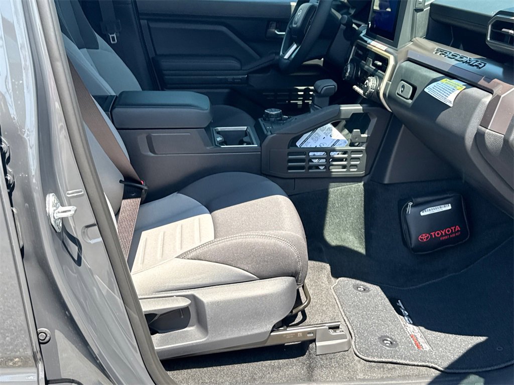 New 2025 Toyota Tacoma TRD Off-Road image 13