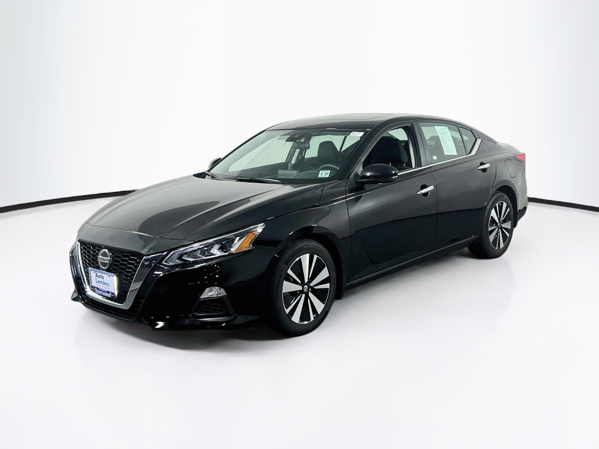 Used 2022 Nissan Altima 2.5 SV w/ SV Premium Package FWD image 1