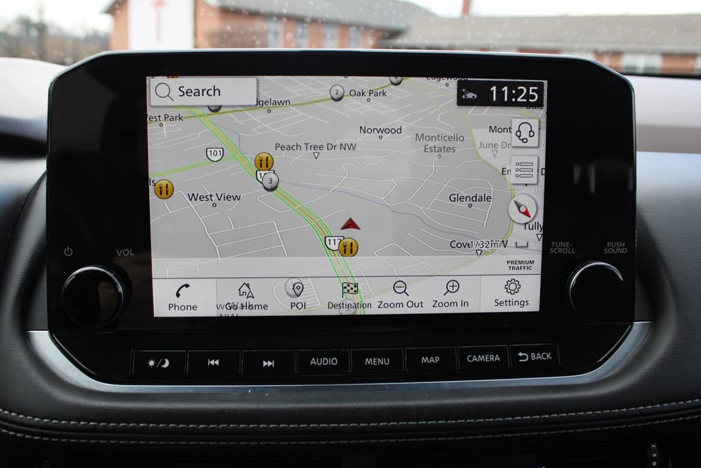 Used 2022 Nissan Rogue Platinum w/ Head-Up Display Package image 17