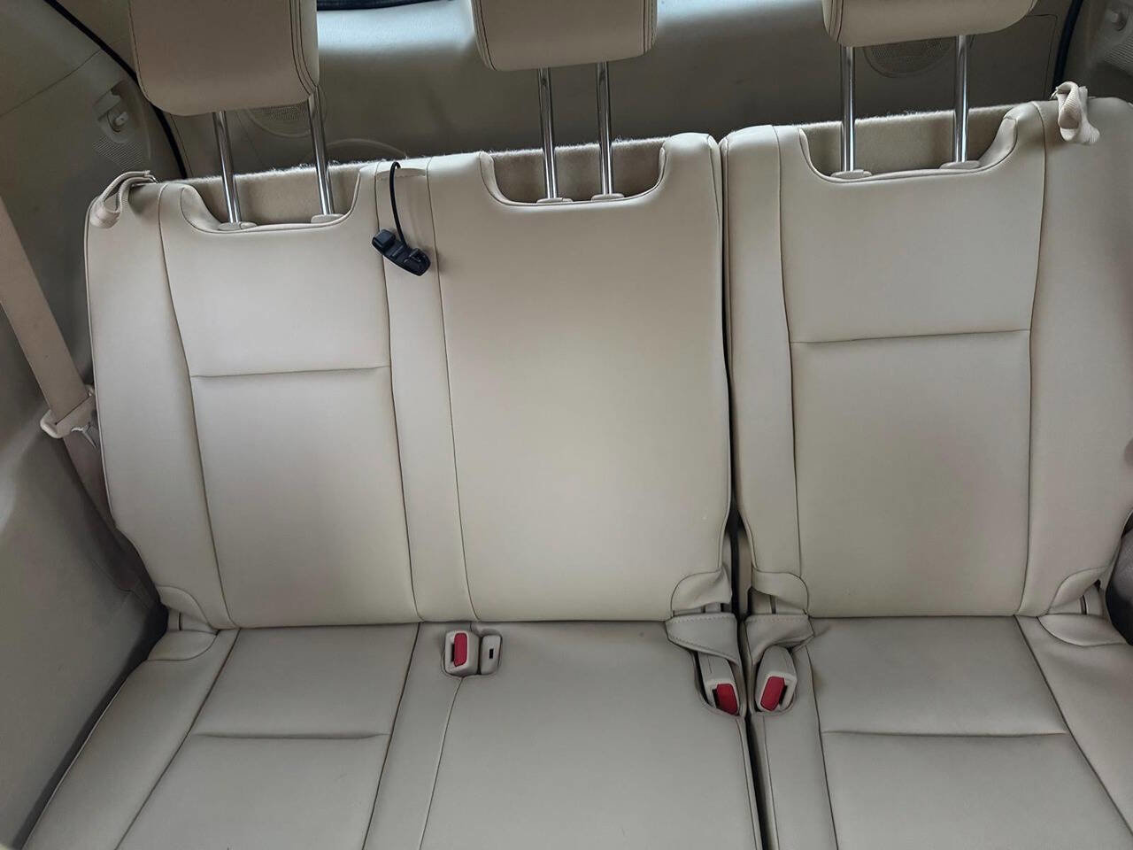 Used 2015 Toyota Highlander Limited Platinum image 38