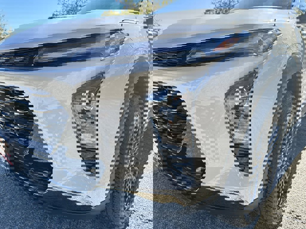 New 2026 Chevrolet Trax ACTIV w/ Driver Confidence Package image 8