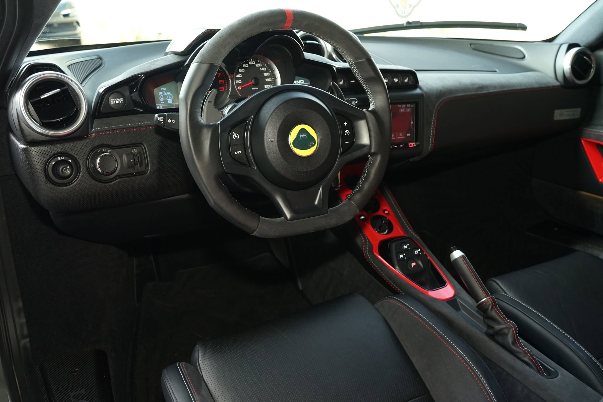 Used 2020 Lotus Evora image 9