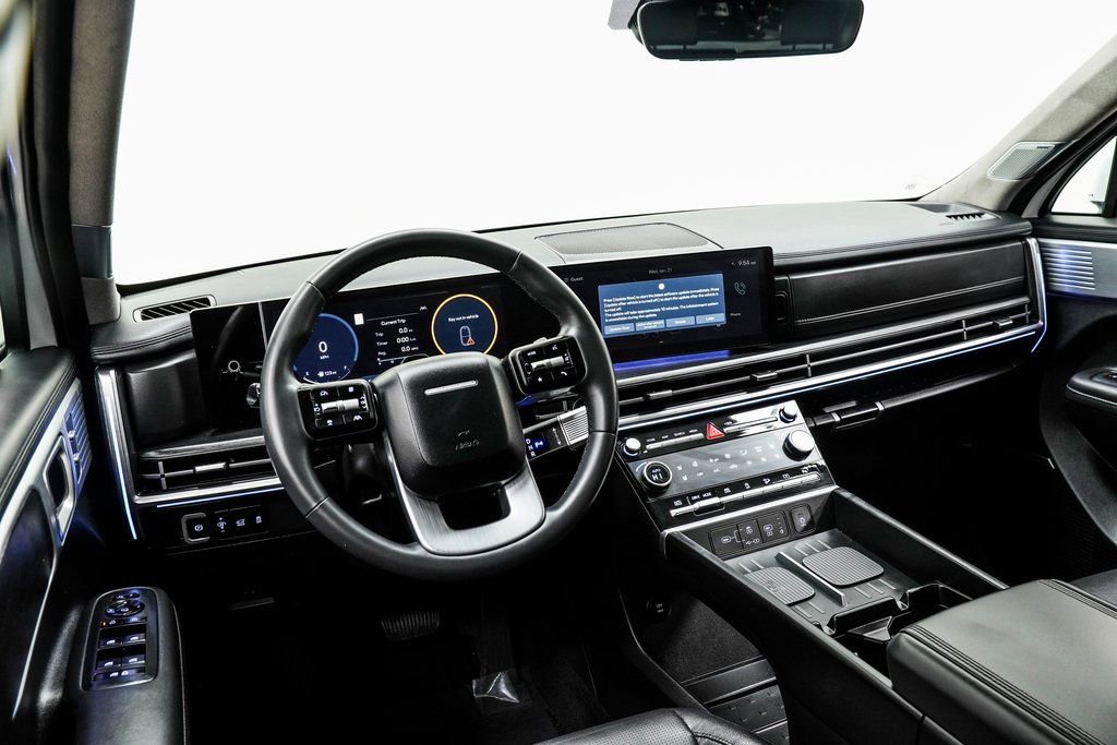 Used 2024 Hyundai Santa Fe Limited image 5