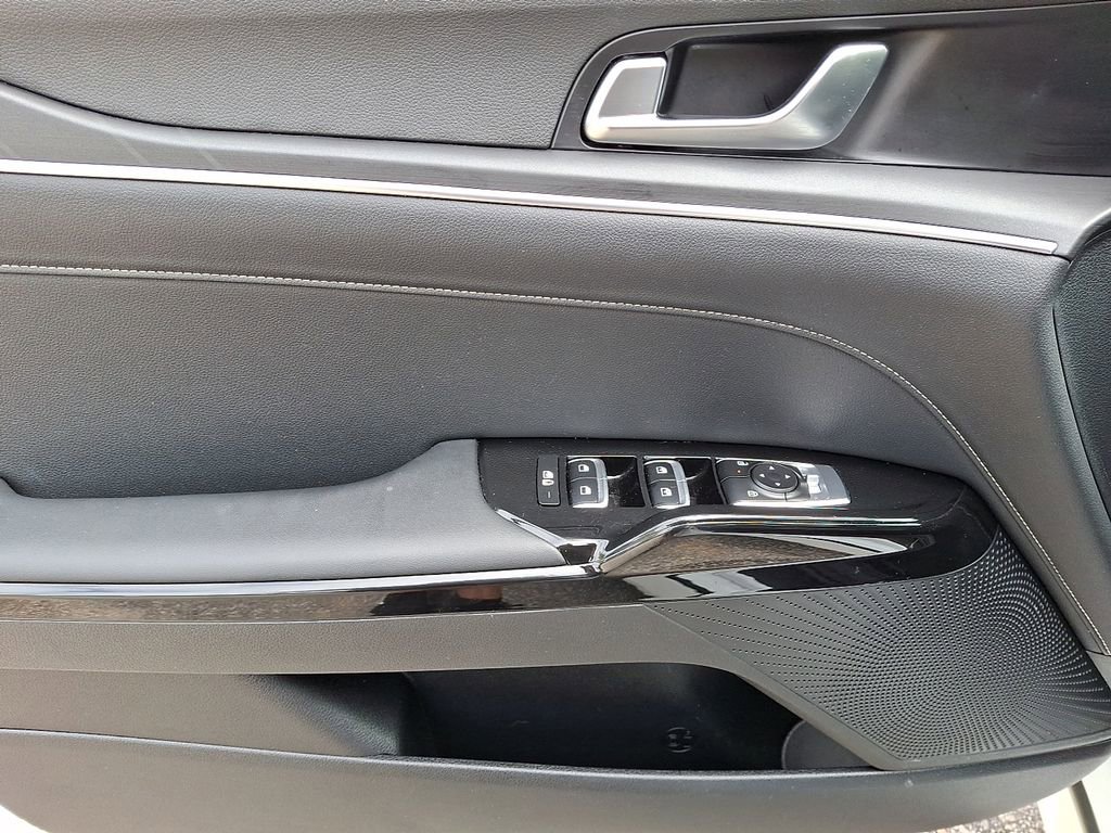 Used 2025 Kia K5 GT-Line image 13