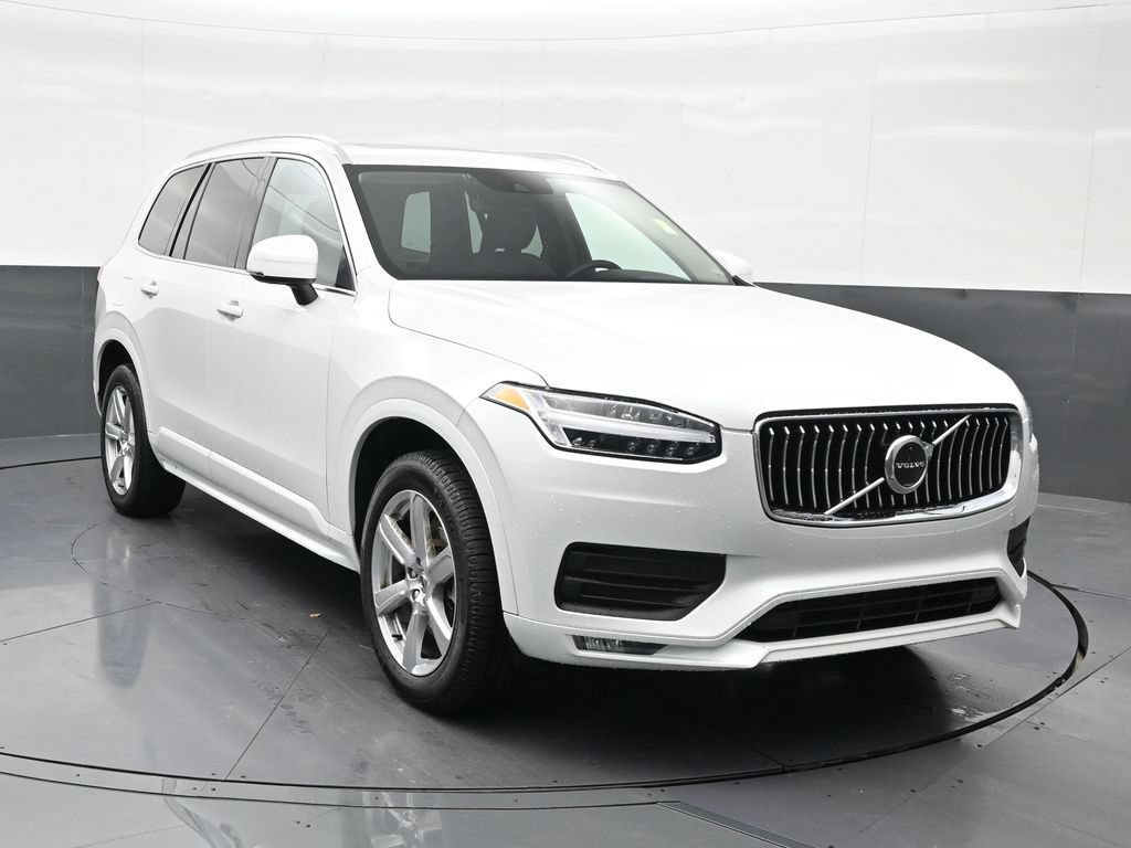 Certified 2022 Volvo XC90 T5 Momentum FWD image 7