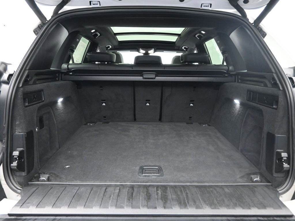 Used 2023 BMW X5 xDrive40i w/ Premium Package AWD/4WD image 32