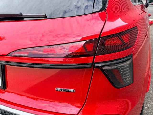 New 2026 Audi Q3 quattro 2.0T AWD/4WD image 9