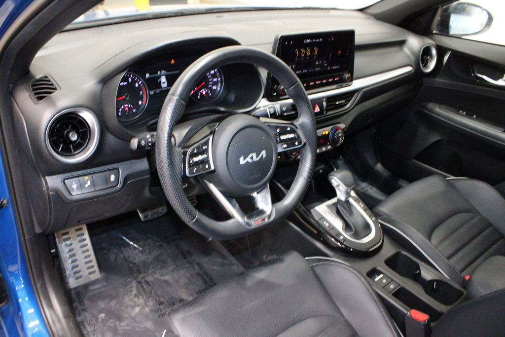Used 2022 Kia Forte GT-Line w/ GT-Line Premium Package image 27
