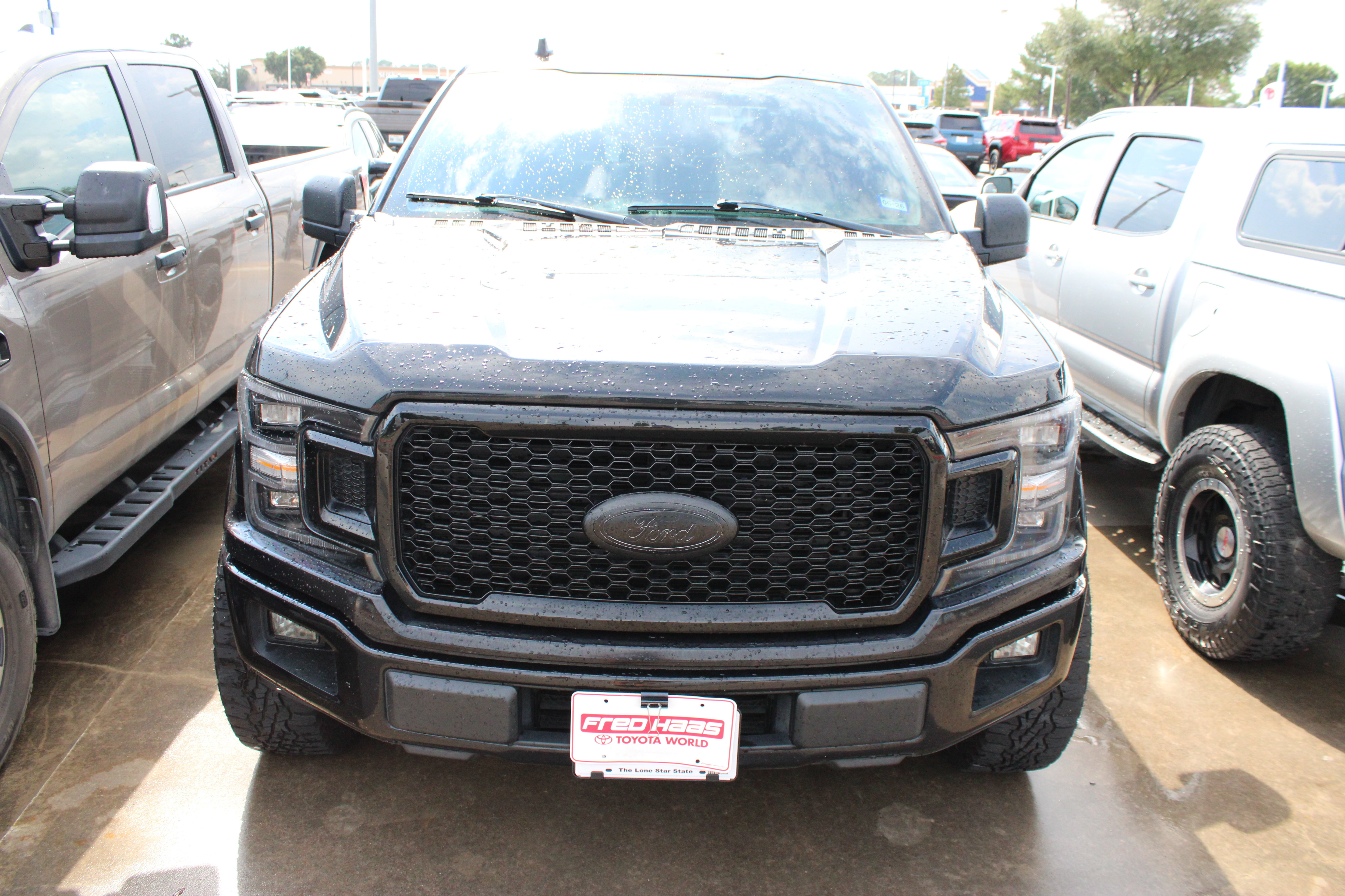 Used 2020 Ford F150 XLT w/ Equipment Group 302A Luxury RWD image 4