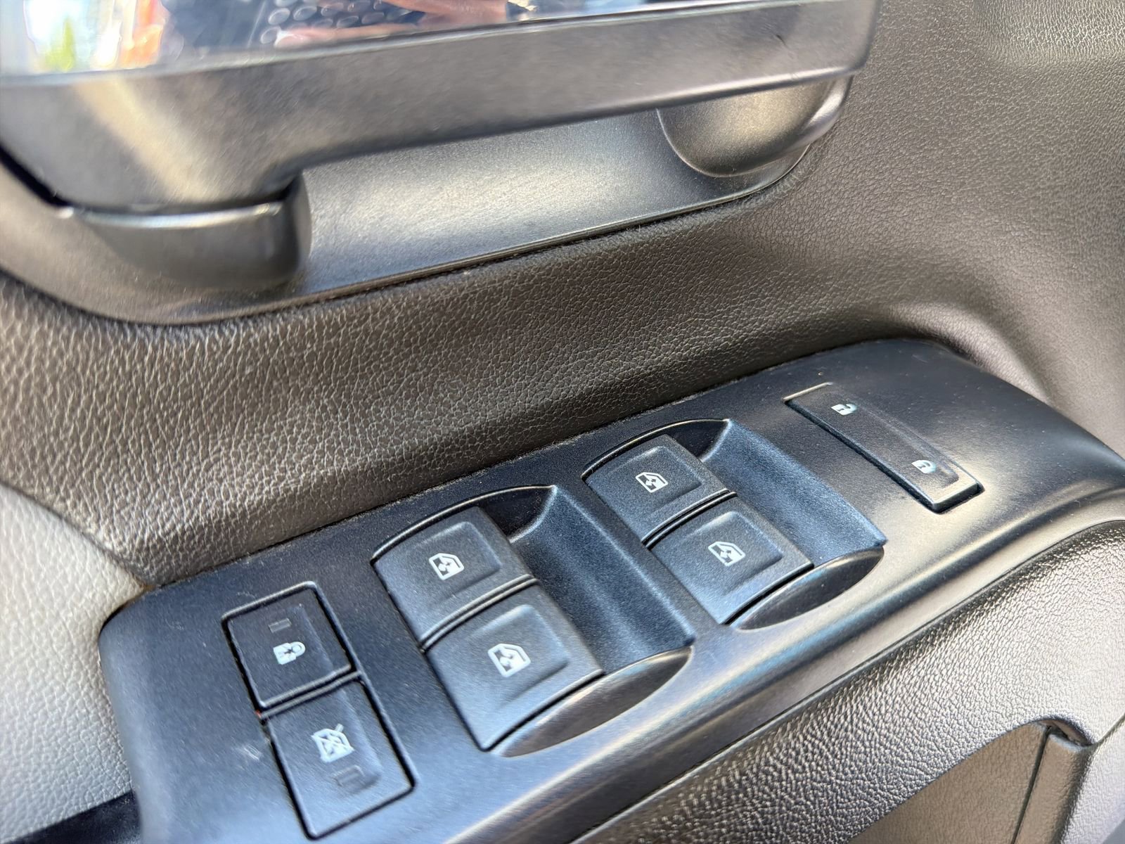 Used 2018 Chevrolet Silverado 1500 W/T AWD/4WD image 22