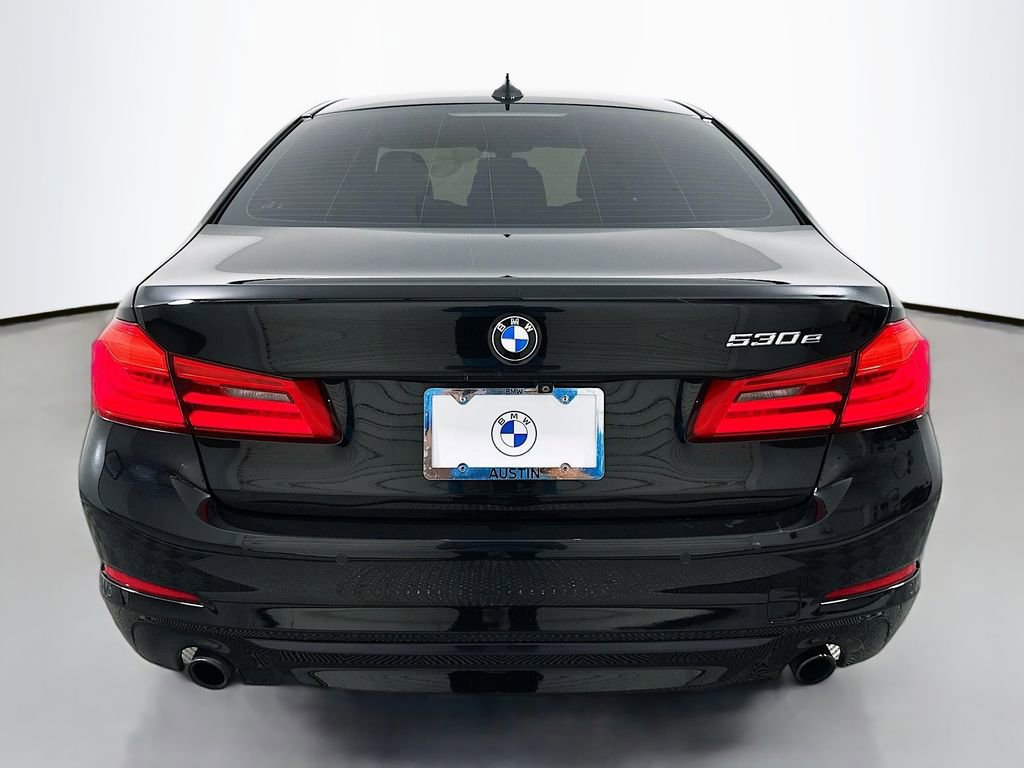 Used 2018 BMW 530e w/ Premium Package 2 RWD image 6