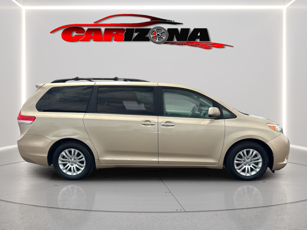 Used 2011 Toyota Sienna XLE w/ Premium Pkg FWD image 4