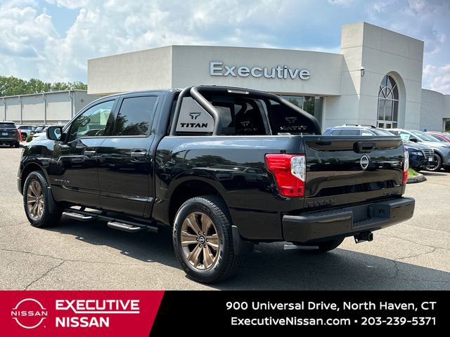 Certified 2024 Nissan Titan SV w/ SV Bronze Edition Package image 4