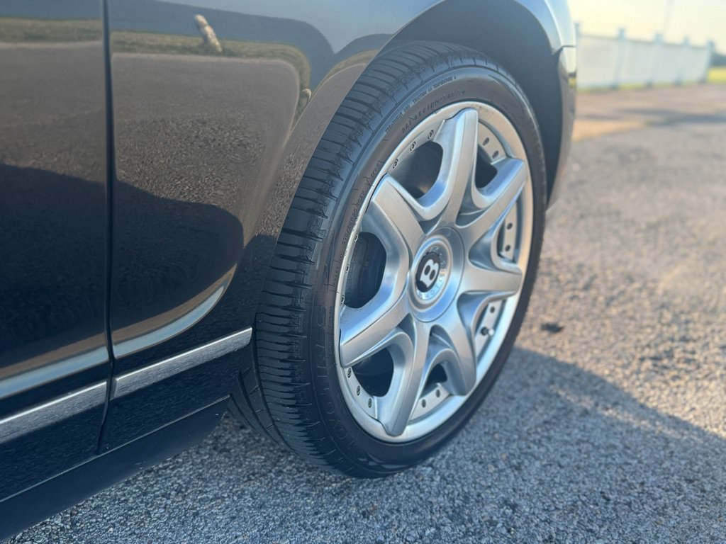 Used 2008 Bentley Flying Spur Flying Spur AWD/4WD image 19