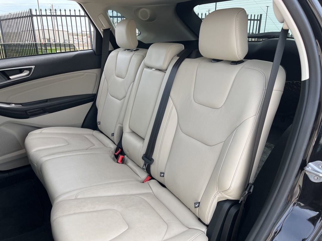 Used 2022 Ford Edge Titanium w/ Equipment Group 301A image 28