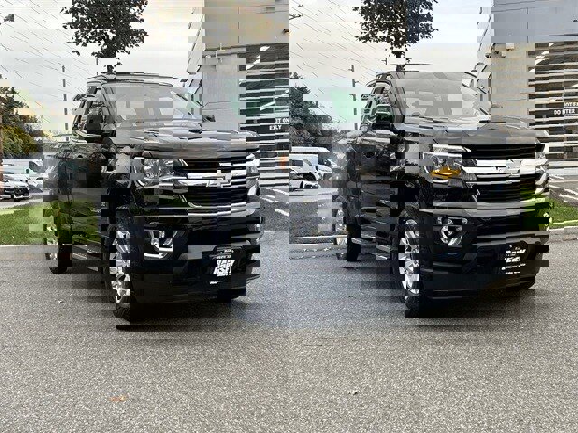 Used 2017 Chevrolet Colorado LT w/ LT Convenience Package