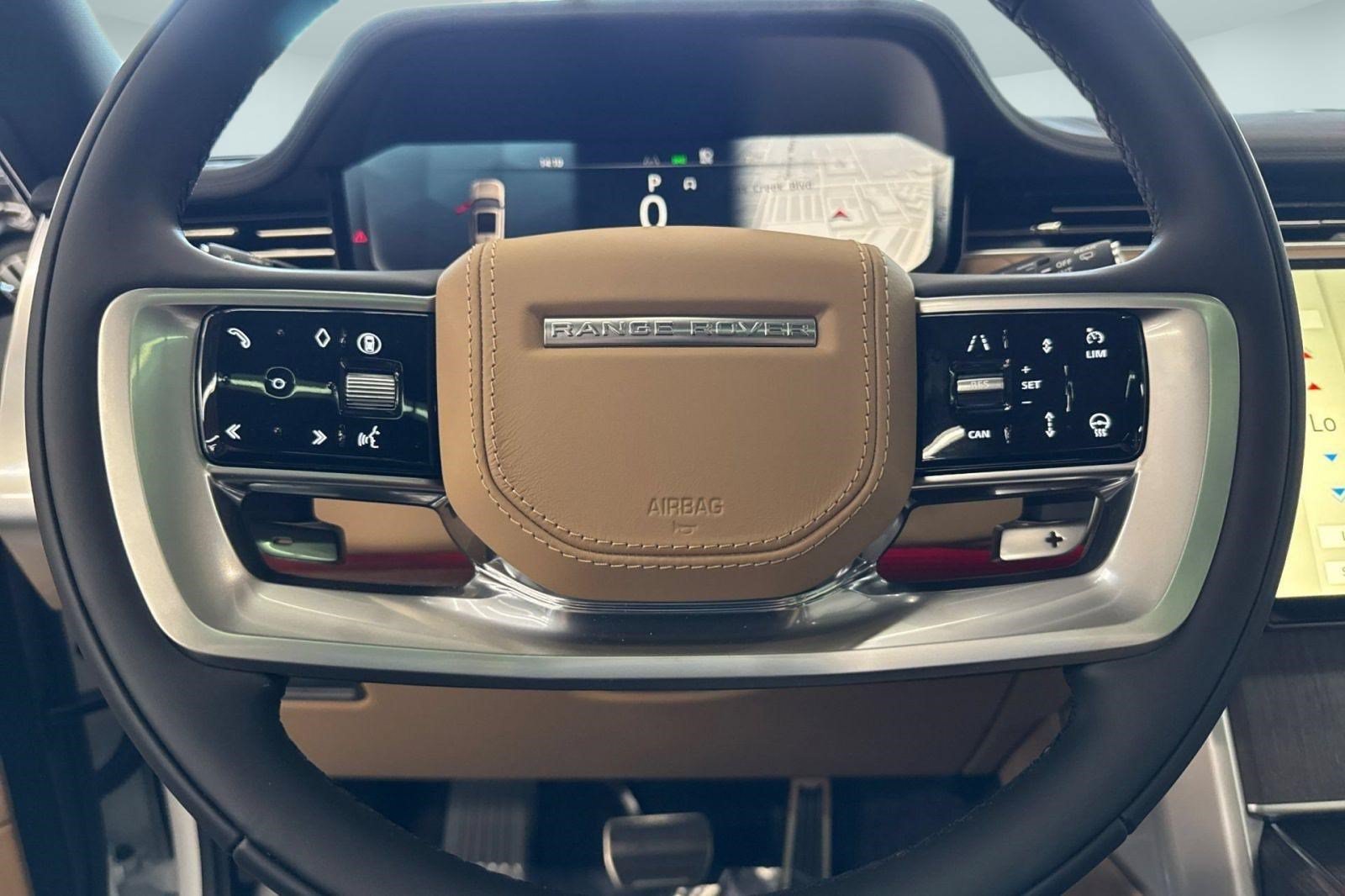 New 2026 Land Rover Range Rover Long Wheelbase SE AWD/4WD image 15