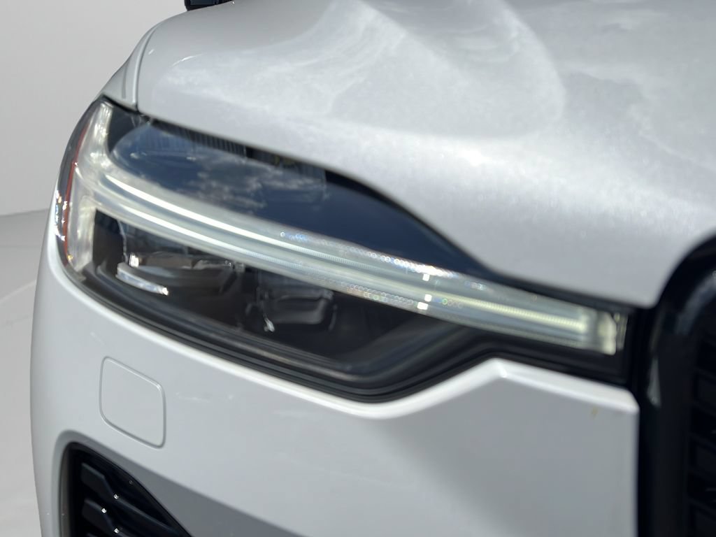 Certified 2026 Volvo XC60 B5 Core w/ Climate Package PRO AWD/4WD image 9