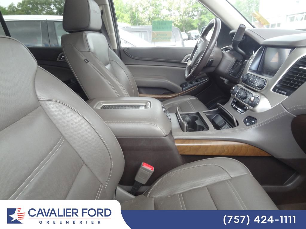 Used 2020 GMC Yukon XL Denali w/ Denali Premium Package AWD/4WD image 6