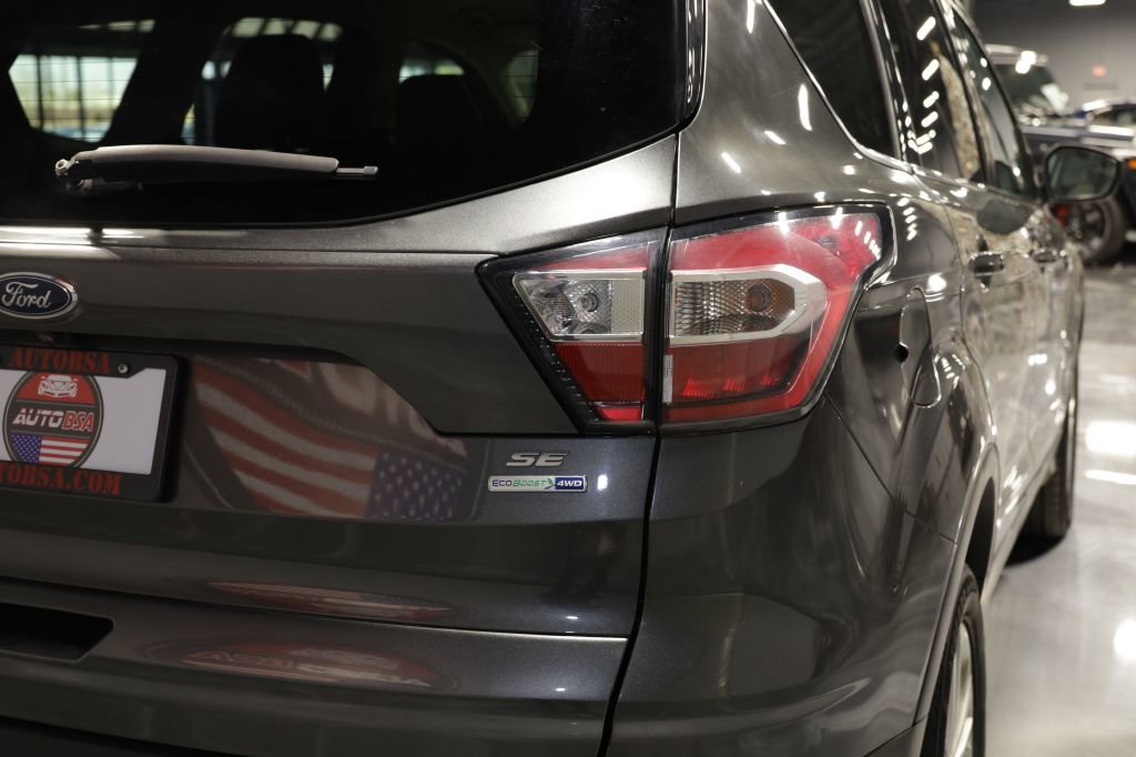 Used 2017 Ford Escape SE w/ SE Cold Weather Package image 30