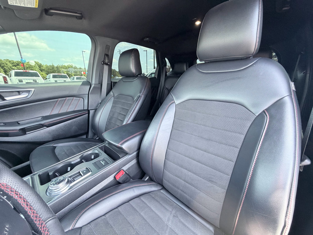 Used 2024 Ford Edge ST-Line AWD/4WD image 25