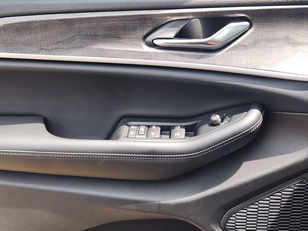 New 2026 Jeep Grand Cherokee Altitude RWD image 15