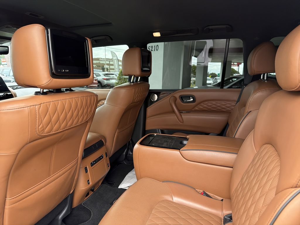 Used 2023 INFINITI QX80 Sensory w/ Cargo Package AWD/4WD image 18