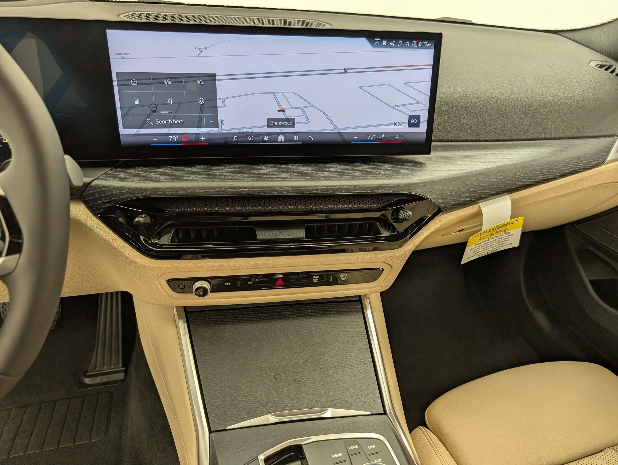 Used 2025 BMW 330i Sedan w/ Premium Package image 19