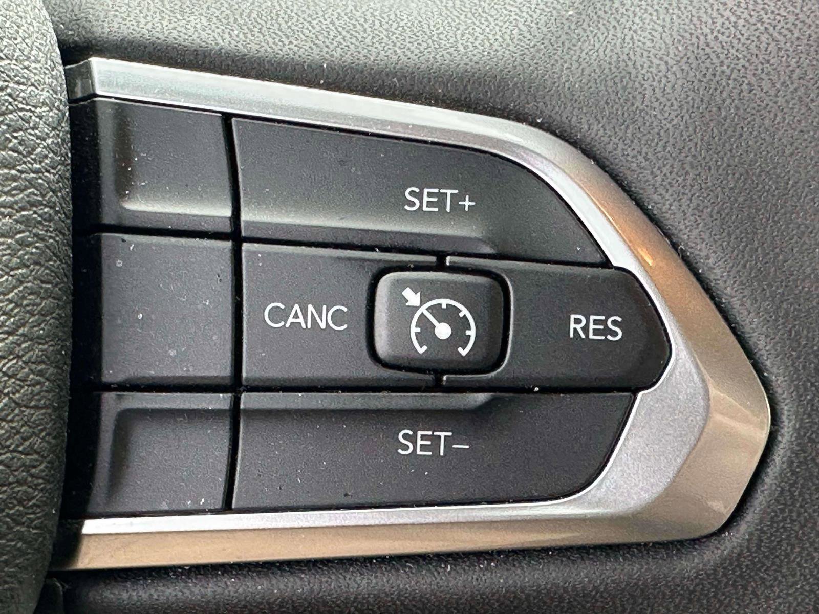 Used 2023 Jeep Compass Latitude w/ Convenience Group image 21