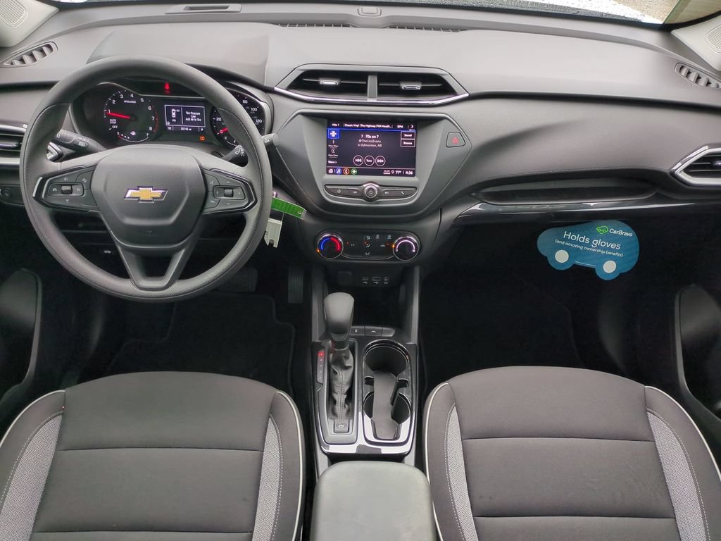 Used 2023 Chevrolet TrailBlazer LS FWD image 17