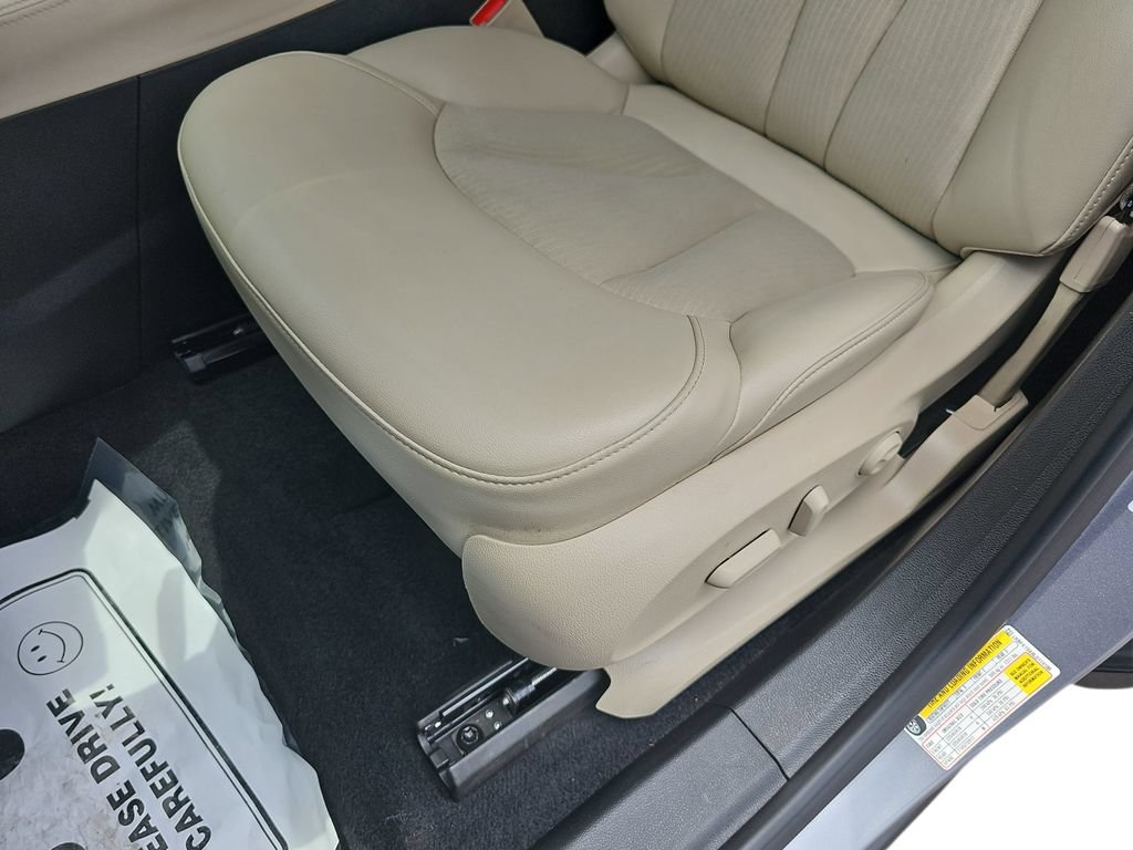 Used 2020 Buick Envision Preferred AWD/4WD image 28
